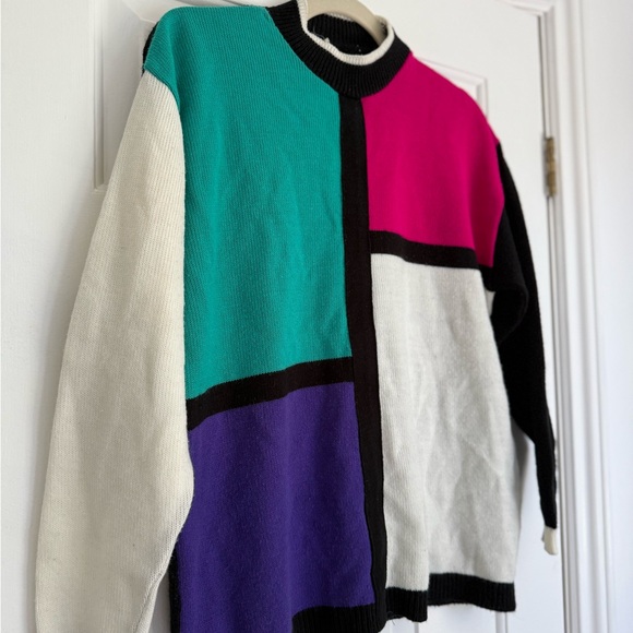 Color Block Sweater - Picture 3 of 5